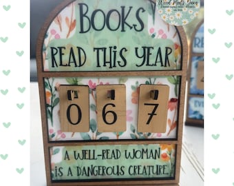 Books Read this Year, Book Counter, Personalized Gift for Book lovers, Gift for her, Mini Bookshelf, Gift for readers, Host Gift