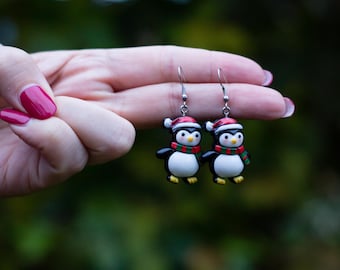 Pendientes de pingüino navideños