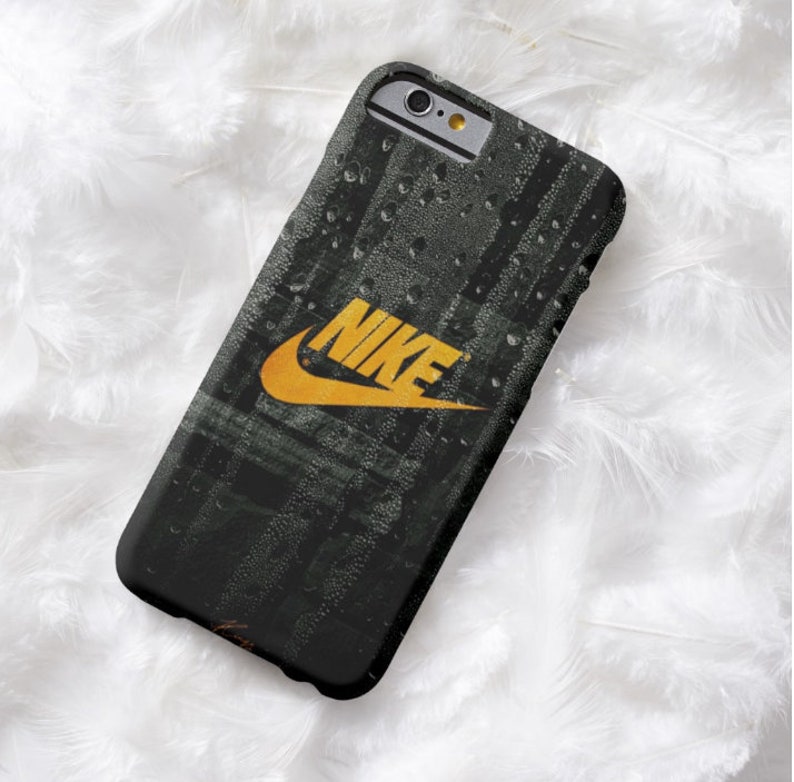 Disconnesso Steward Electropositive Nike 7 Plus Case Uk Parente Immediatamente Caricare