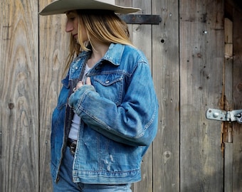 ジャケット・アウター ANTIQUE DUSTY DYE LINEN OVER JACKET 19th Century Antique French Indigo Linen Jacket – nestofmanure