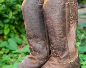 90s vintage Justin cowboy boots made in Mexico
