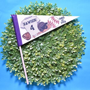 Senior Baseball Gift, Senior Mom, Class of 2025, Senior Night Gift, Baseball Graduation, Baseball Team Gift, Senior 2025 End of Season Gift Perfect For:
Senior Night
Graduation Parties
End-of-Season Gifts
Team Gifts
Locker or Room Decor
Baseball Mom or Dad Keepsakes
