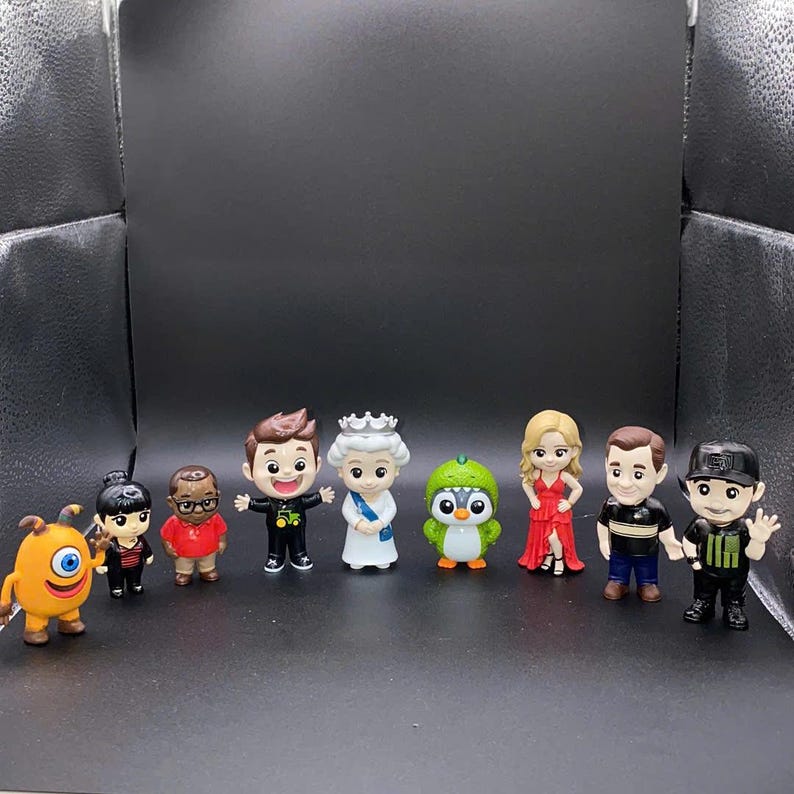 Hand-painted Personalized 3D Mini Cartoon Action Figure From Your Photo ...