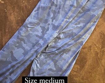 Blue pattern style pants