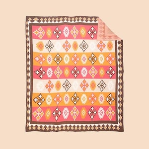 Myra Bag Crest Top Canyon Throw