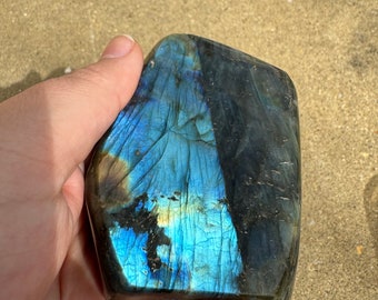 Labradorite Free Form | Lab, Blue Flash, Carvings, Points, Crystals, Natural Gemstones, Palm Stones, Points, Flames, Sheens.