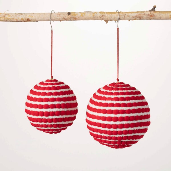CHRISTMAS KNIT BALL Ornaments Set of 2 | Red, White & Green | Handmade Woven Boho Ornaments | Winter Holiday Decor | Christmas Gifts