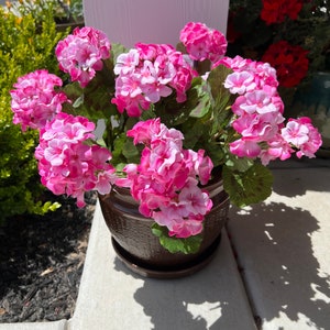 GERANIUMS 18H Tall Red, White or Pink UV Protected Artificial Flower Arrangement Outdoor Patio Porch Entryway Decor Mother's Day Gift Pink