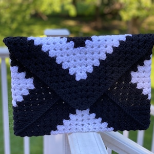 Crochet Laptop Sleeve