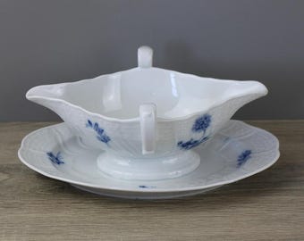 Hutschenreuther Form Dresden blaue Blume Sauciere Saucengiesser einteilig