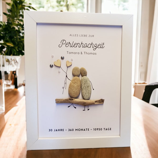 Steinbild Geschenk zur Perlenhochzeit / 30. Hochzeitstag handgemachtes Bild aus Kieselsteinen Geschenkidee personalisierbare Geschenkidee