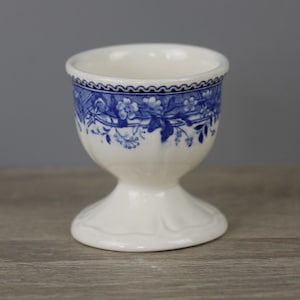 Villeroy & Boch Burgenland blue egg cup egg holder on foot without shelf
