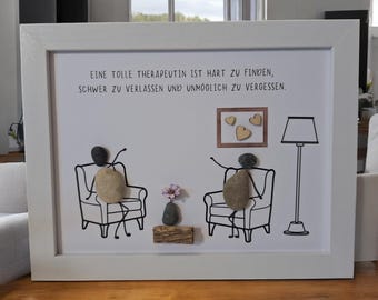 Imagen de piedra personalizada como regalo de agradecimiento para terapeuta/psicoterapeuta, hecha a mano con guijarros, flores secas y madera flotante.