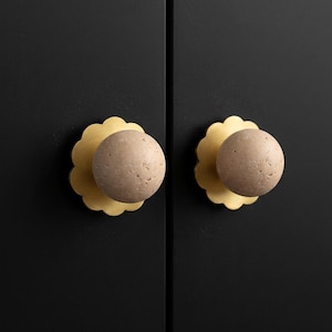 Luxury Marble ball drawer knob, natural round Travertine marble Cabinet dresser knobs,ball Cupboard Wardrobe knobs Custom Furniture hardware