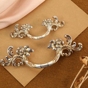 Vintage flower Cabinet Pulls Knobs Drawer Pull Handles Cabinet Knobs Gold Dresser Pulls Kitchen Custom engraved  hardware furniture handles