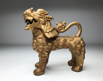 UNIQUE!! Pastel Porcelain Chinese Foo War Dog Lion Figurine Statuette