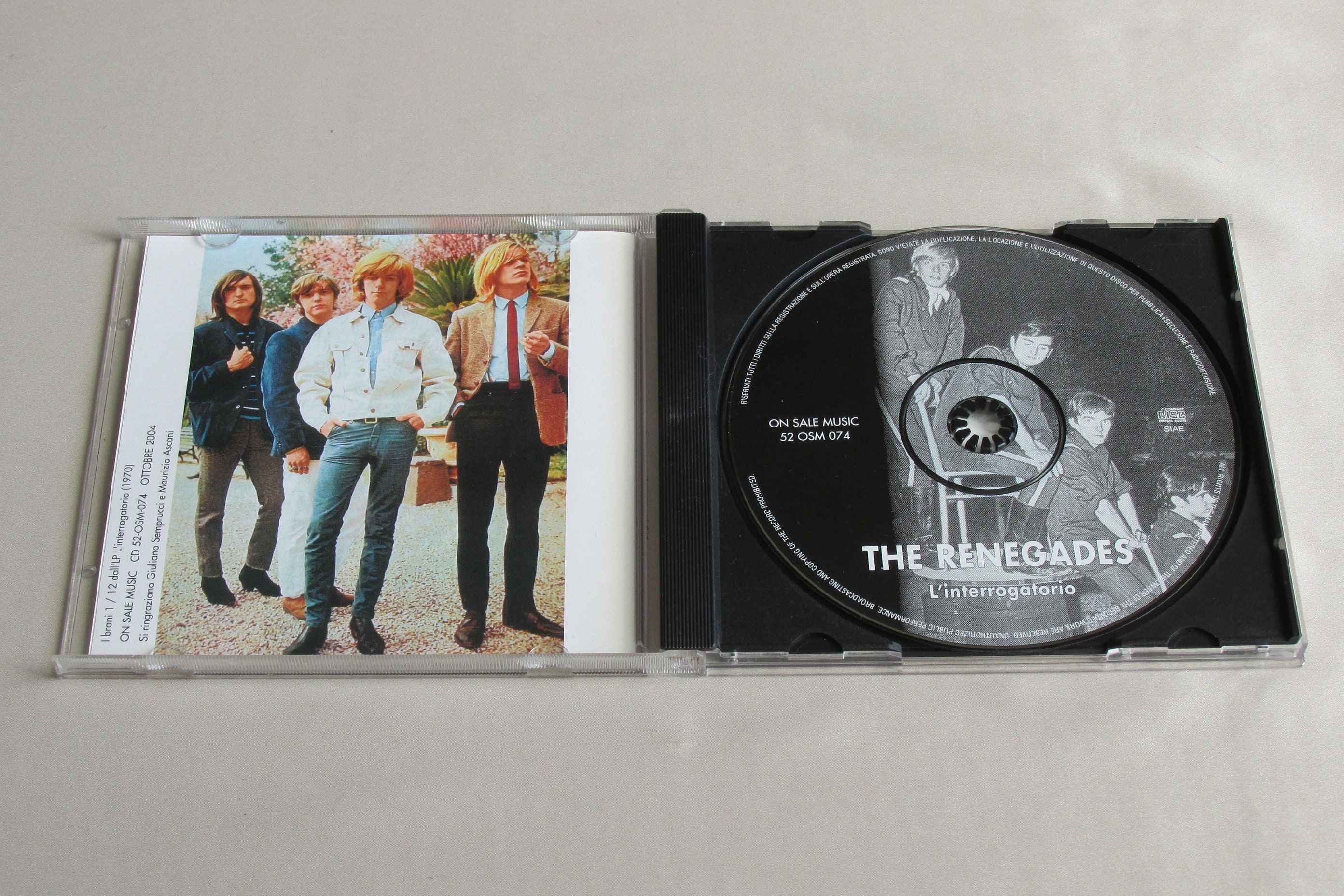 Group Kick APR14 CD&DVD