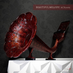 Handmade Copper Gramophone: Mobile Song Amplifier, Home Decor (13.78 inch)