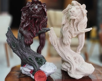 O rei sobe (11,4 polegadas, decoração artesanal, estátua da selva, escultura de leão, busto de animal) Mukemel Designs - KES0048