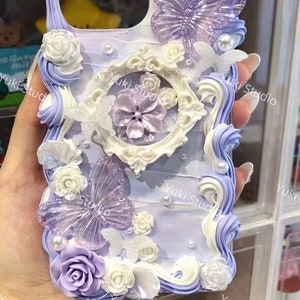 Baroque phone case