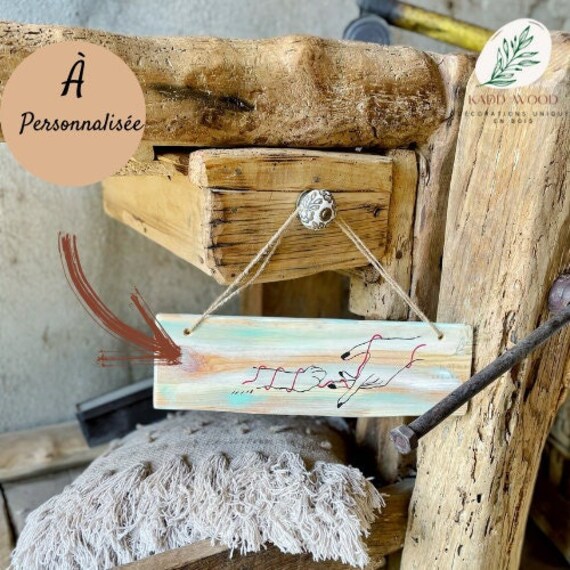 Pancarte en Bois Main Femme & Patte de Chat à Personnalisée, Idée Cadeaux