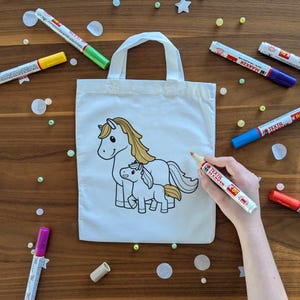 Pferd mit Fohlen Kinder Ausmaltasche zum ausmalen Kindergeburtstag oder Mitgebsel als Gastgeschenk