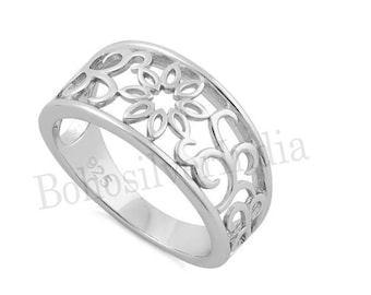Vintage Style Silver Wedding Band: Delicate Flower & Leaf Ring