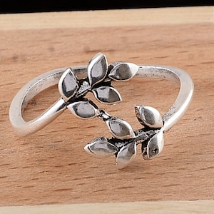 14K Solid Gold Olive Leaf Ring, 925 Sterling Silver Olive Leaf Ring, Leaf Ring, Mother&#39;s Day Gift, Valentine&#39;s Day Gift, Christmas Gifts