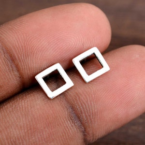 Sterling Silver Square Studs Earrings, Open Square Studs, Geometric Earrings, Simple Gold Studs, Gold Square Earrings, Minimalist Earrings