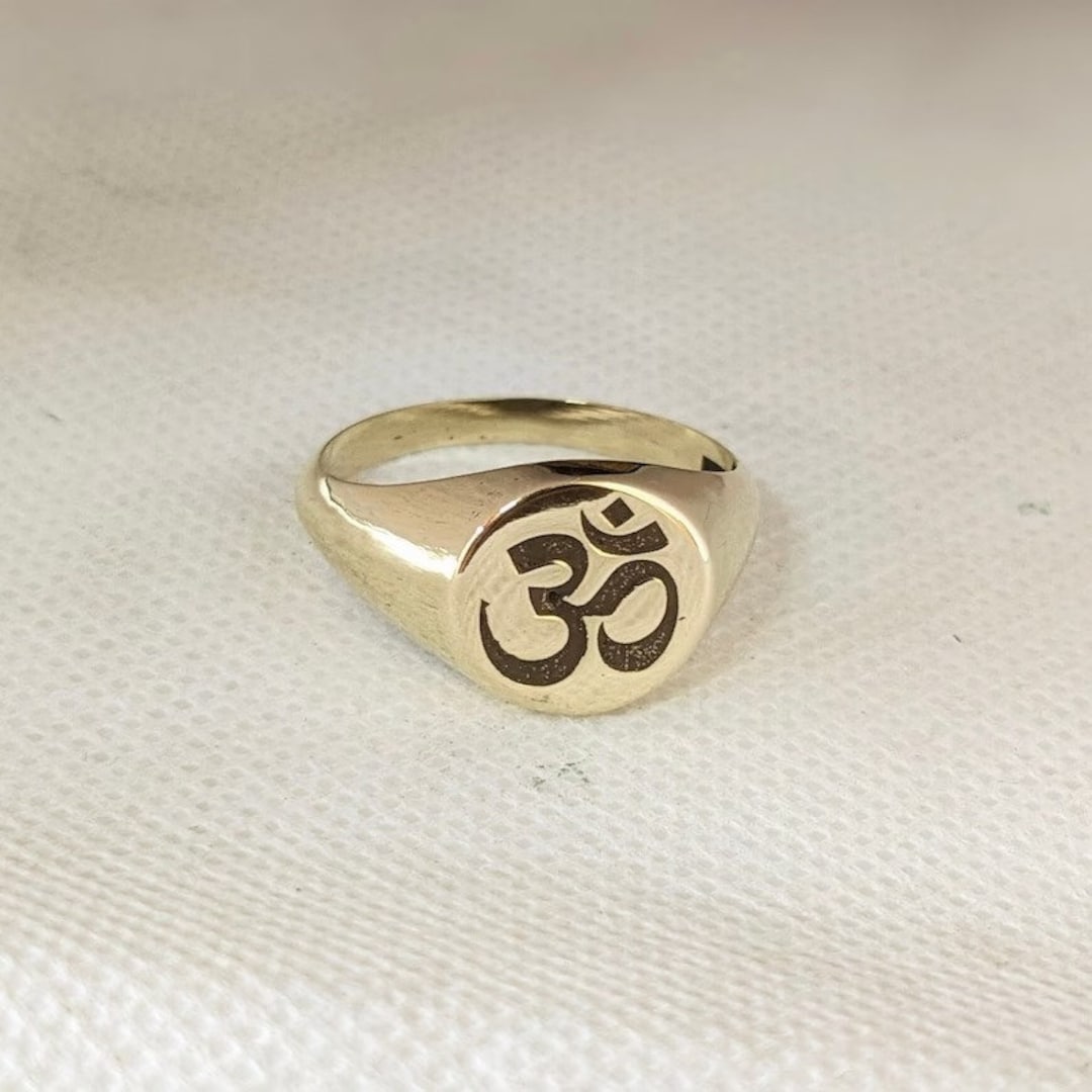 Red & Black Enamel MINAKARI Yoga Meditation Om/Ohm Silver-Tone White Metal Ring