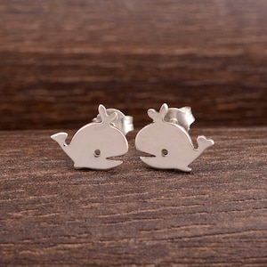 Orecchini a forma di pesce piccolo Orecchini in argento sterling Orecchini a forma di pesce piccolo Orecchini oceano Orecchini a forma di pesce piccolo, gioielli minimalisti
