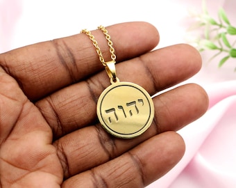 Collar Yahvé Nombre hebreo de Dios Colgante Tetragrámaton Joyería Bíblica Elohim Disco Charm Sagrada Escritura Regalo Religioso para Ella Él.