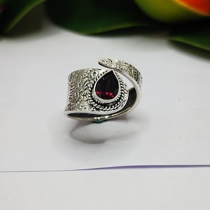 Anillo de granate rojo genuino, anillo de plata de ley 925, anillo de diseñador de granate en forma de pera, regalo para ella, anillo de aniversario, anillo de piedra de nacimiento de enero
