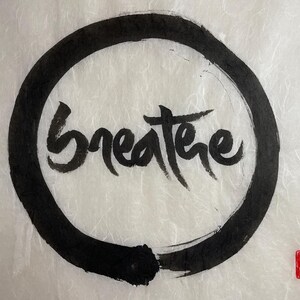 BREATHE | In Enso Zen-Circle Buddhism | Zen Buddhist Wall Art Decoration | Style Thich Nhat Hanh | 40×30cm Calligraphy | Handmade Unique