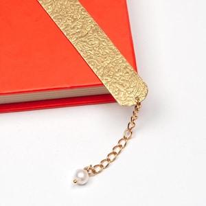 Textured brass bookmark with sea pearl tassel, custom metal bookworm present, Unique gift Idea for Book Lovers, natural stones lover gift