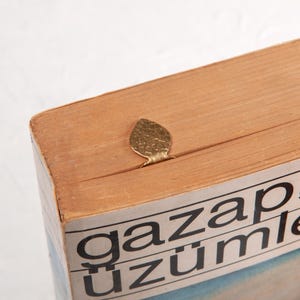 textured brass bookmark gift, custom metal bookworm present, Unique gift Idea for Book Lovers, literature lover accessory