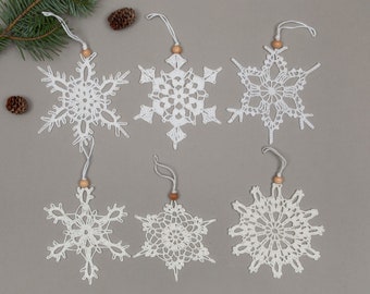 Handgemaakte gehaakte witte sneeuwvlokkerstversieringen, set van 6 inch