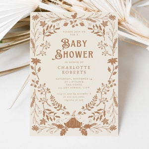 Modelo de convite para chá de bebê com abóbora de outono, convite editável para chá de bebê com tema de floresta outonal, convites para imprimir com confeitos de bebê Coquette BY25