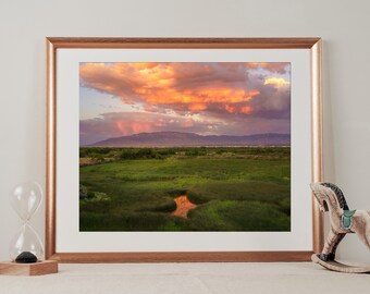 Impressão digital do pôr do sol no meandro do Rio Grande, foto da paisagem das Montanhas Sandia, arte de parede para download em estilo pântano do Novo México.