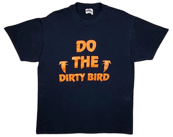 Vintage 90s Atlanta Falcons Football "Do The Dirty Bird" Graphic T-Shirt (Large)