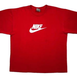 Vintage 90s/Y2K Nike Center Logo Essential Swoosh Graphic T-Shirt Size XL