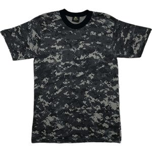 Vintage 80s/90s Digital Camouflage Made in USA Military/Hunting Style T-Shirt Size Large