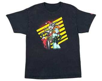 Vintage 2004 DC Comics/Graphitti Harley Quinn and Poison Ivy Portrait T-Shirt (Medium/Large)