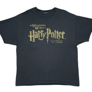 Vintage 2010 The Wizarding World of Harry Potter Universal Orlando Promo T-Shirt (Large)