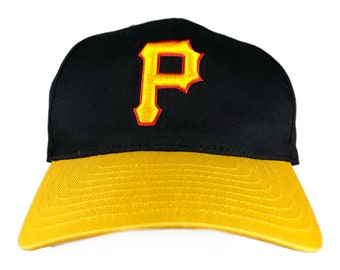 Vintage 90s New Era Pittsburgh Pirates MLB “P” SnapBack Hat Cap