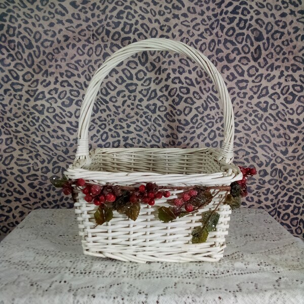 White Wicker Baskets Etsy
