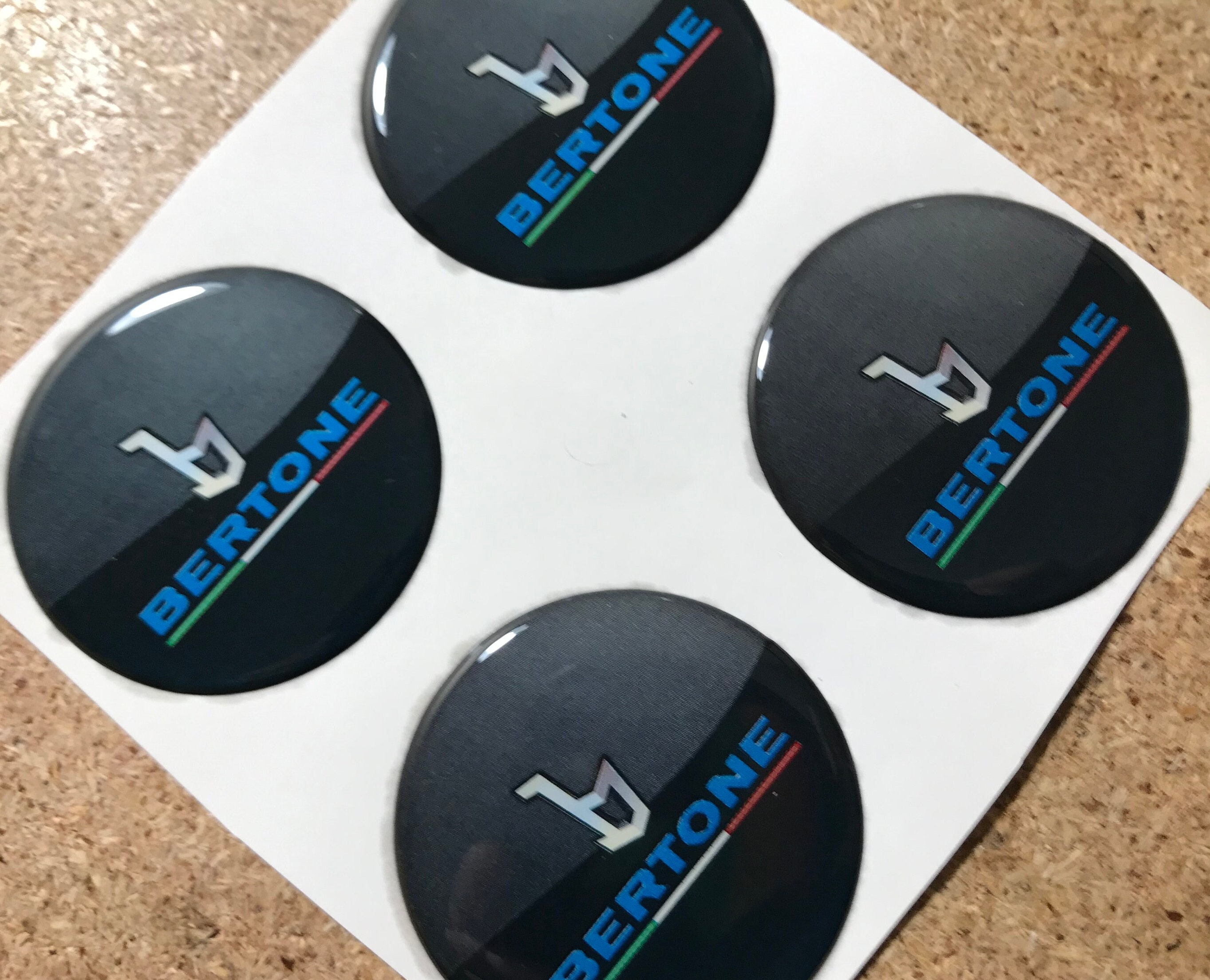 SET 4 X 40-120 Mm Hand Made Logo Datsun Silikone Stickers Aufkleber Domed  for Wheels Rim Center Hub Caps /nabendeckel Radkappen 