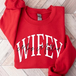 Personalized Wifey Sweatshirt, Christmas Gift for Wifey, Mrs Shirt,  Wife T-Shirt, Bride To Be Gift, Honeymoon Outfit, Shirt for Women