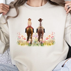 Western Sweatshirt, Cowgirl Sweatshirt, Rodeo Sweatshirt, Horse Sweatshirt, Horse Girl T Sweatshirt, Funny WomenSweatshirt, Cowboy Shirt