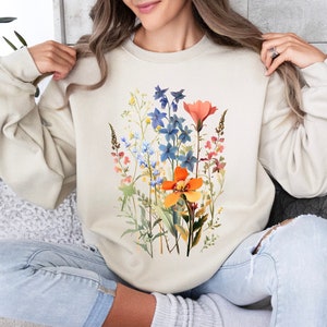 Flower Sweatshirt, Gift For Her, Cottagecore Flower Shirt, Floral Sweatshirt, Flower T-shirt, Wild Flower Shirt, Wildflower T-shirt